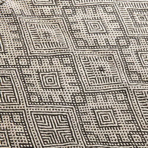Taoufiq - taznakht kilim rug