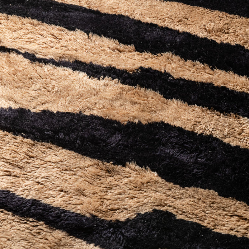 Wild Stripes - luxury beni mrirt rug
