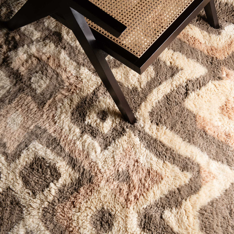 Infinite Dream - luxury beni mrirt rug