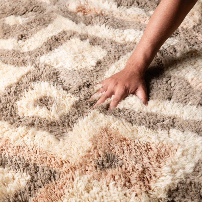 Infinite Dream - luxury beni mrirt rug