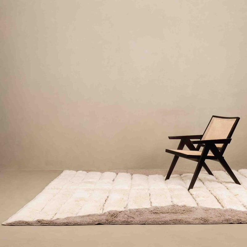 Serenity Steps - Luxury beni mrirt rug