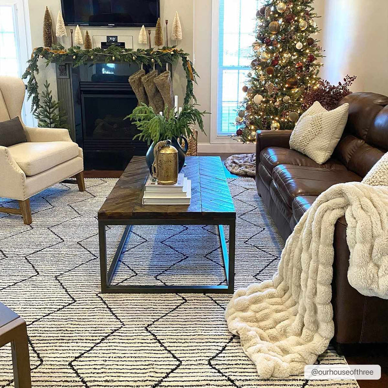 Maonon Area Rug