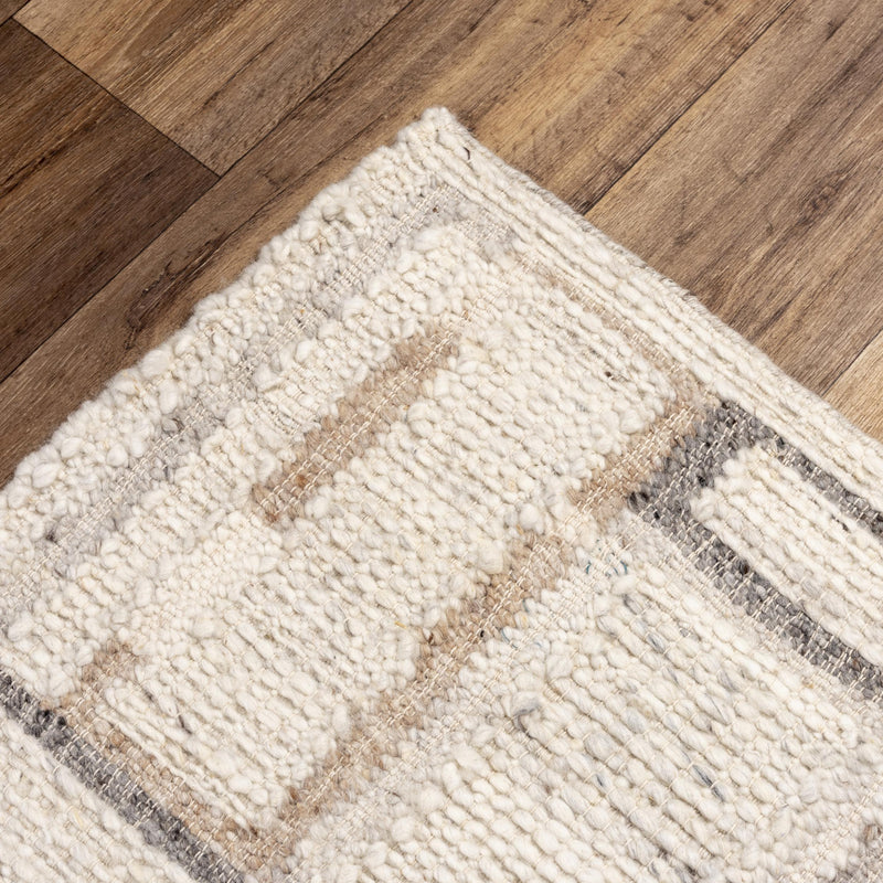 Nova Ivory/Multi Rug