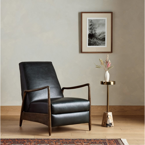 Braden Dakota Black Recliner | shipping 6/3/2025
