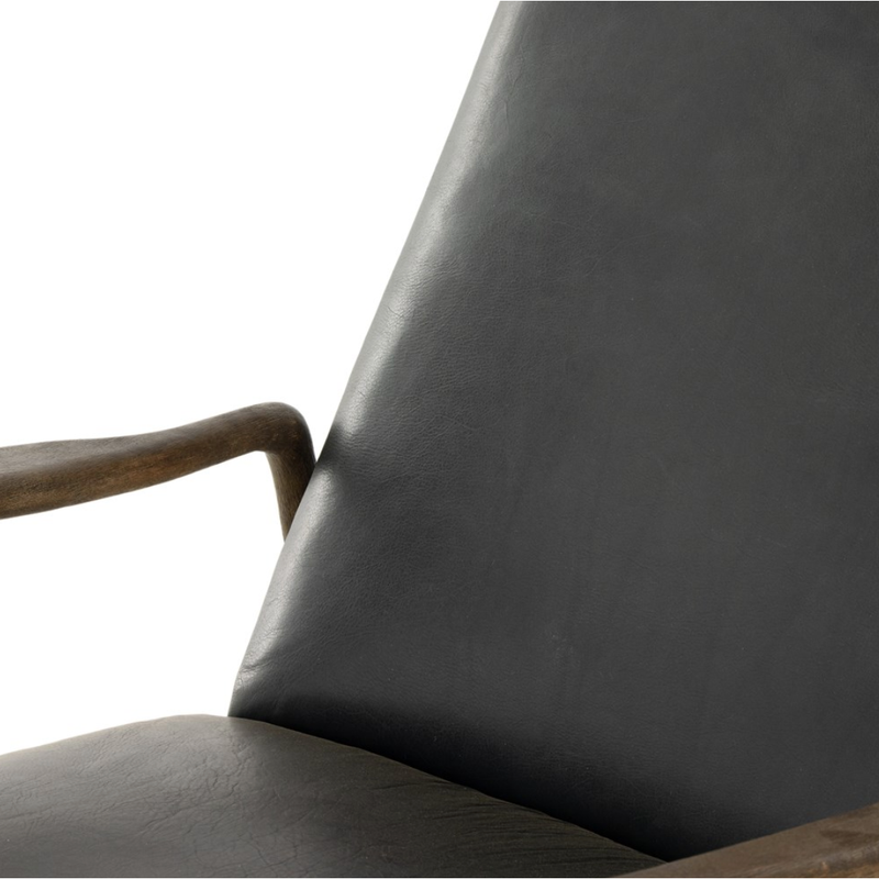 Braden Dakota Black Recliner | shipping 6/3/2025