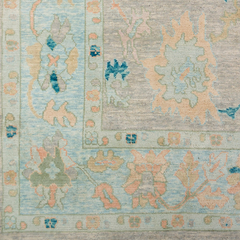 Ushak Rug