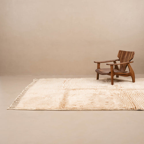 Gravity Center - luxury beni mrirt rug