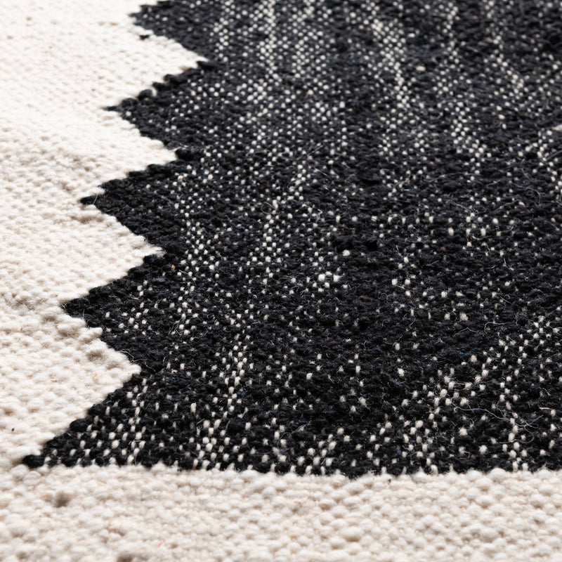 Afou - Taznakht kilim rug