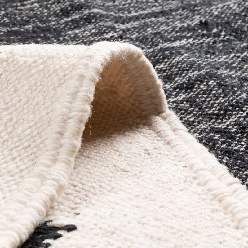 Afou - Taznakht kilim rug