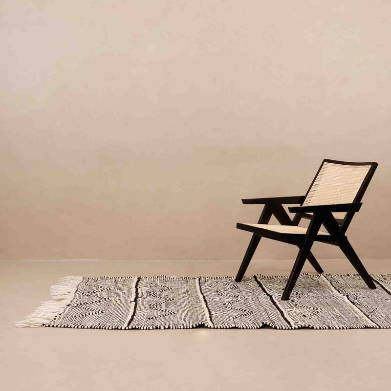 Agourai - taznakht kilim rug