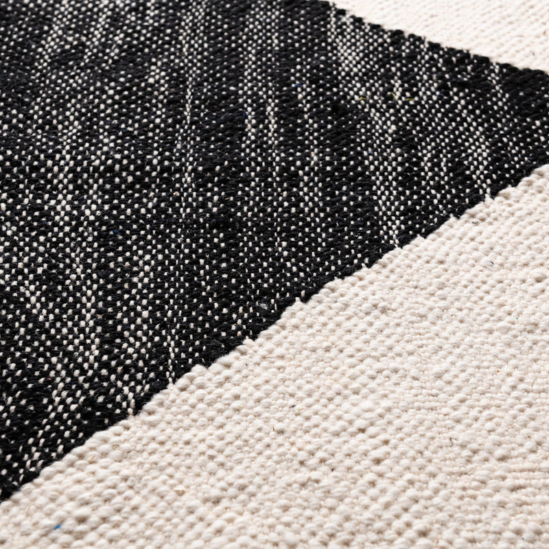 Alya - Flatweave Moroccan rug