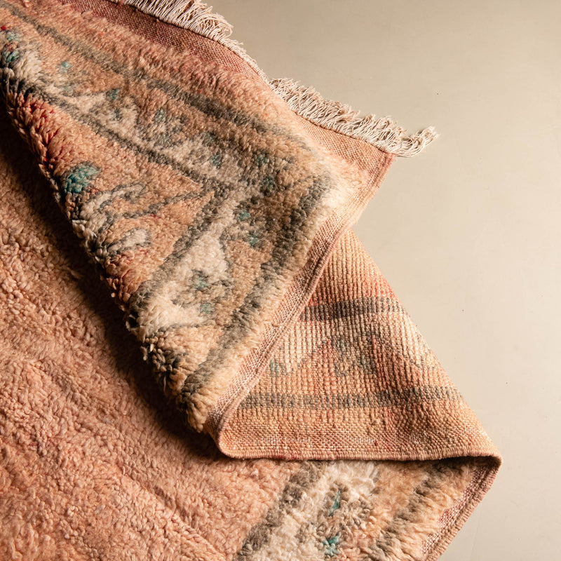 Amelou - vintage boujad rug
