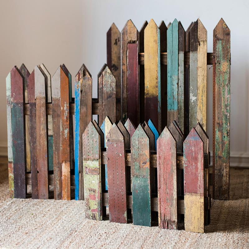 Antique Colored Solid Wood Fence Stage Decoration Props