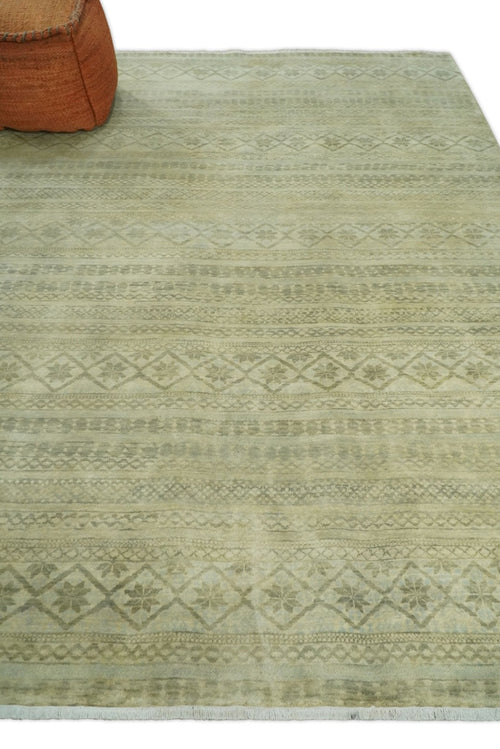 Antique faded 8x10 Vintage Oriental Traditional Olive and Beige Wool Area Rug | TRDCP547810