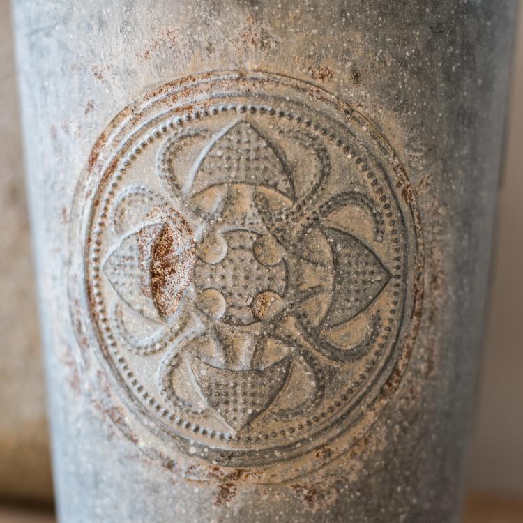 Antique Floral Carving Iron Flower Pot