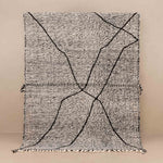 Aouatef - taznakht kilim rug