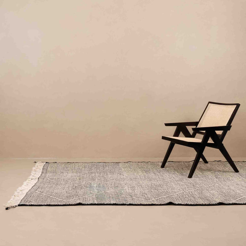Aya - taznakht kilim rug