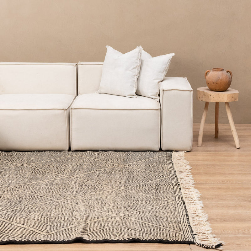 Aya - taznakht kilim rug