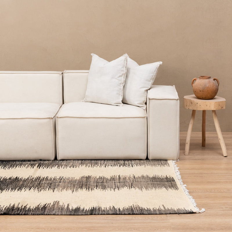 Azregh - taznakht kilim rug