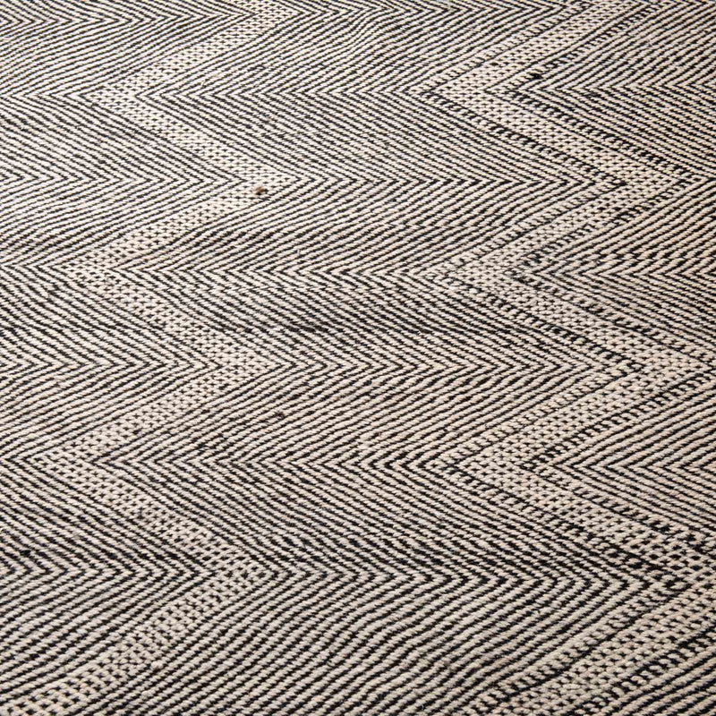 Baghdad - taznakht kilim rug