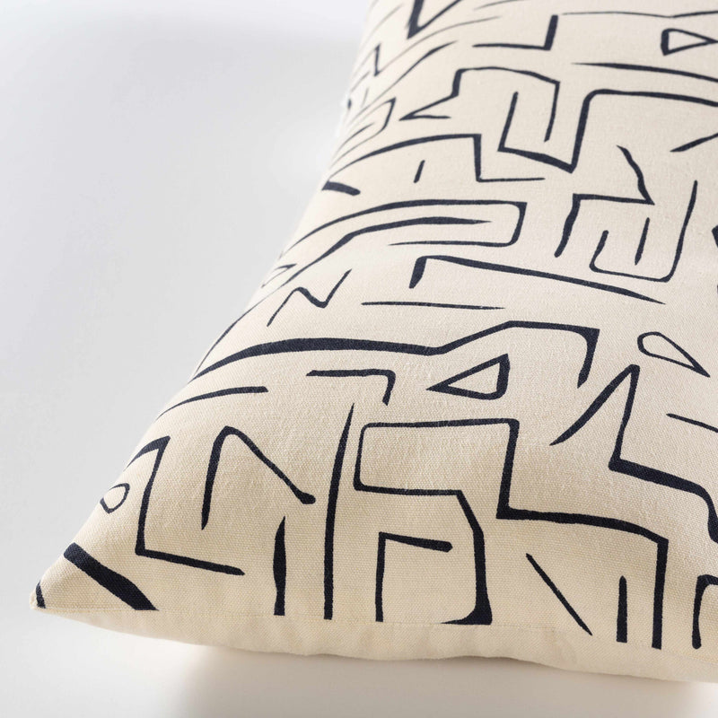 Ardooie Black Pillow Cover