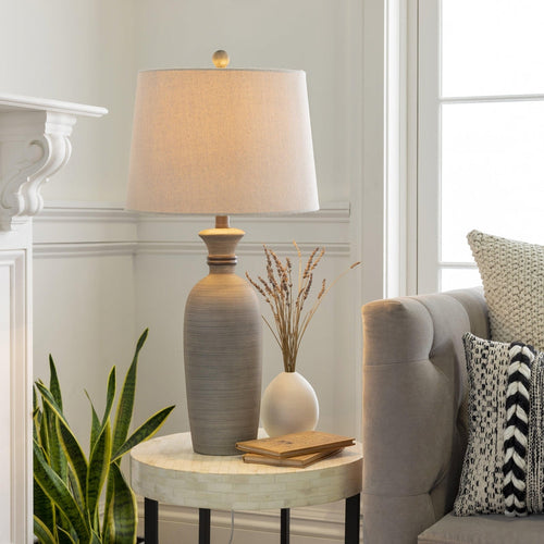 Wulka Traditional Table Lamp