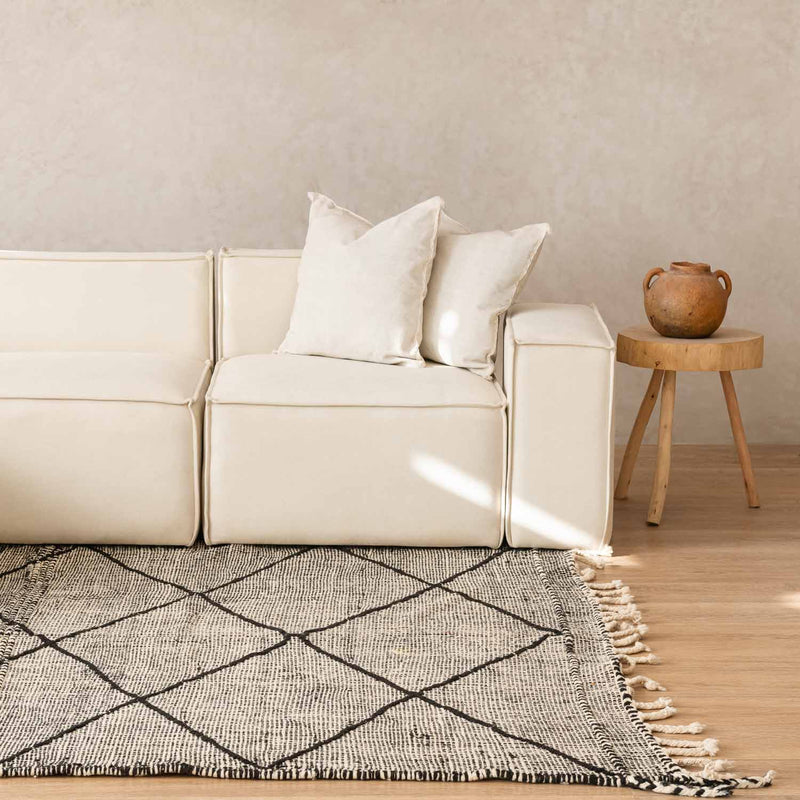 Chefa - Taznakht kilim rug