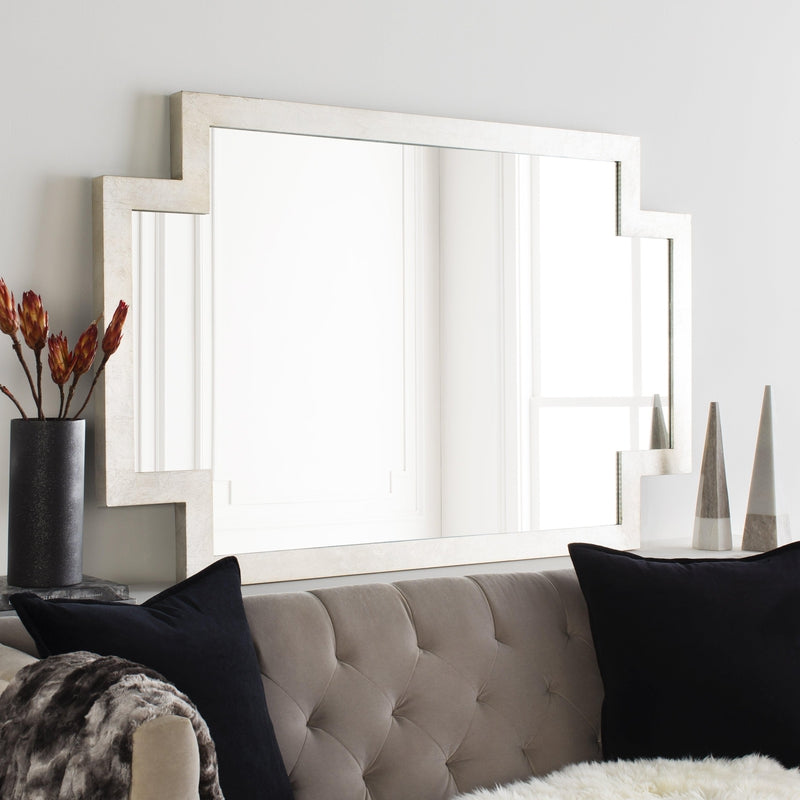 Driel Traditional Wall Mirror