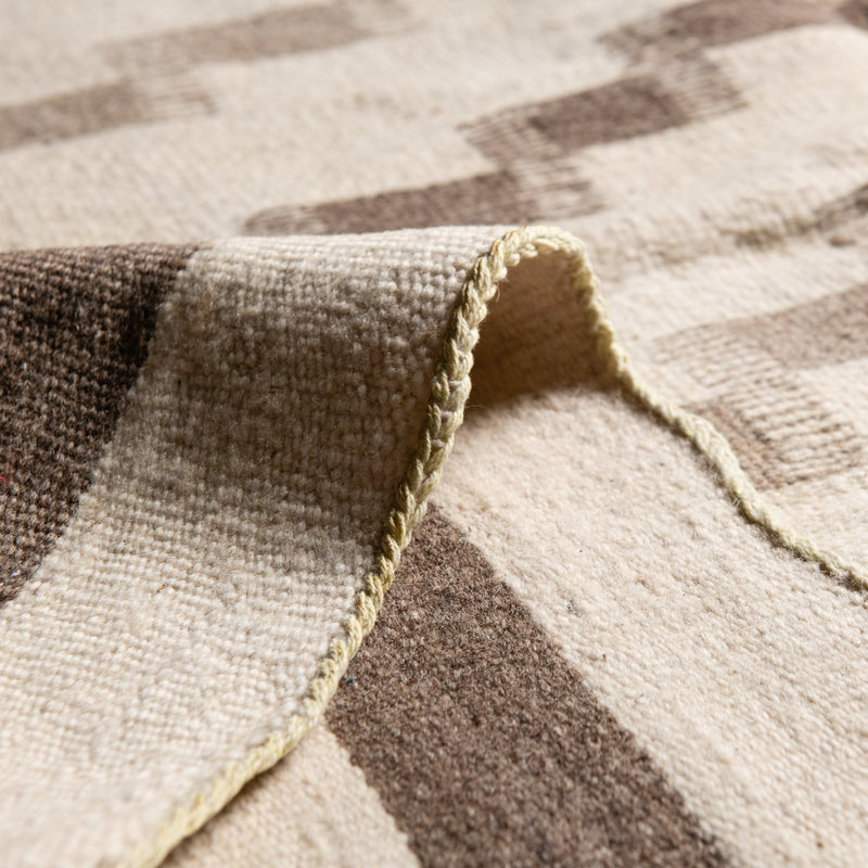 Djill - taznakht kilim rug
