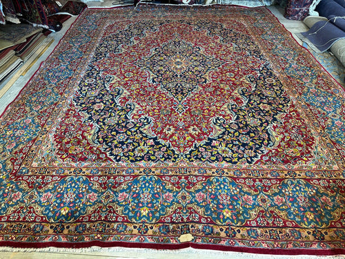 Exquisite Persian Vintage Medalian Rug 10 x 13