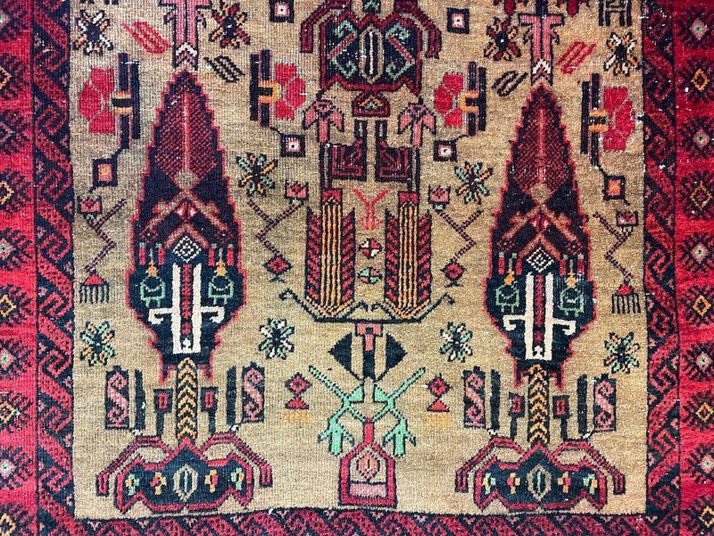 Fine Vintage Wool Baluch Rug 6x4 ft