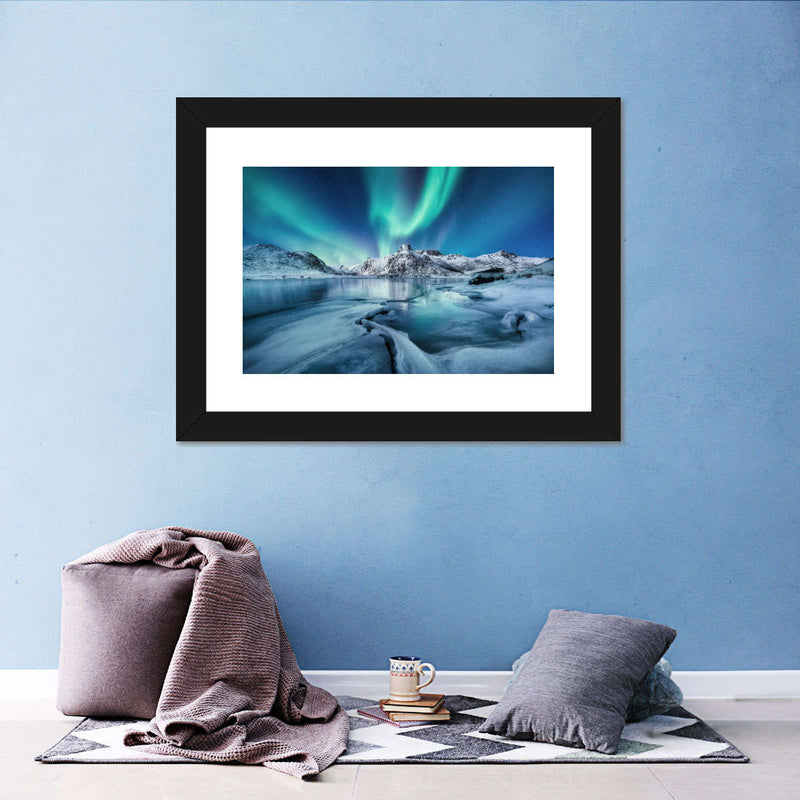 Radiant Northern Lights Wall Art