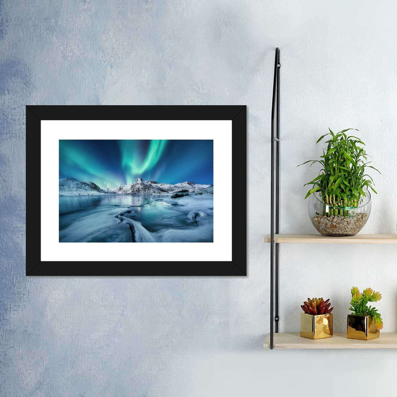 Radiant Northern Lights Wall Art