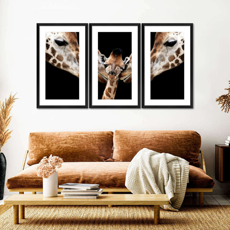 Happy Giraffe Family Wall Art