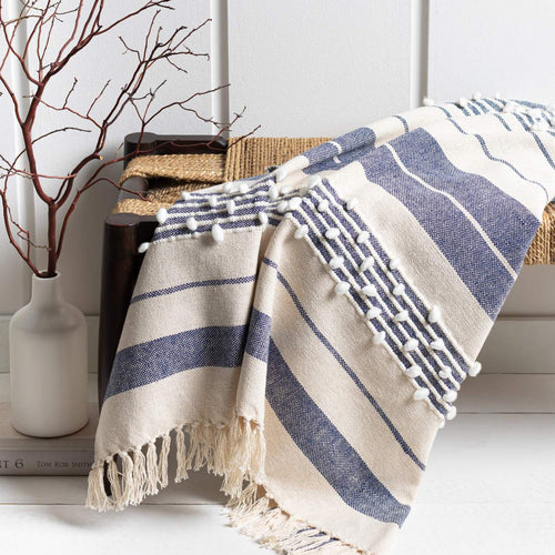 Nebelberg Cream Throw
