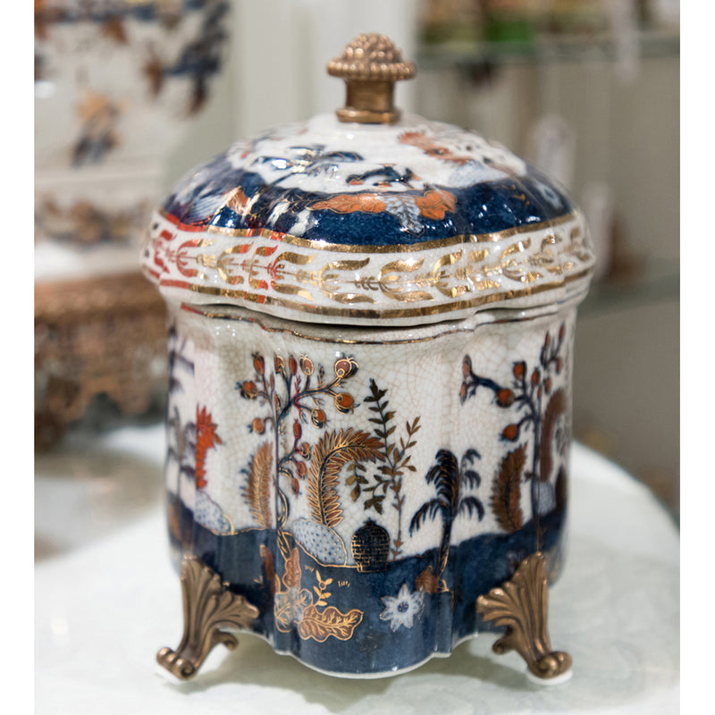 Lovecup Imari Garden Lidded Box L4100