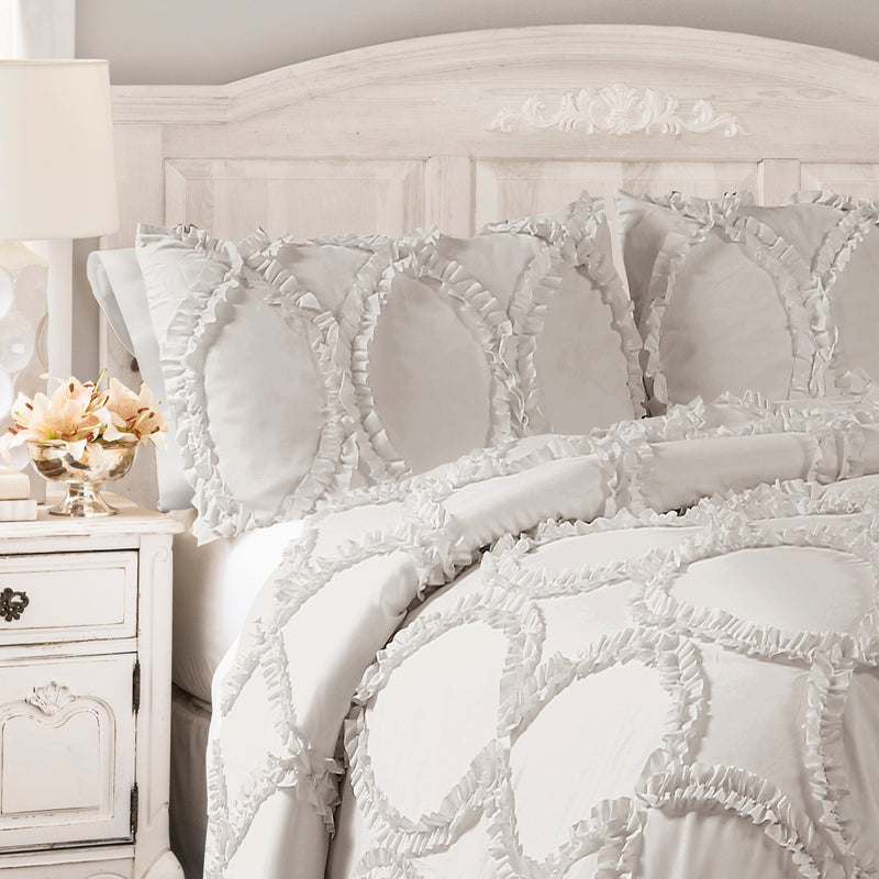 Avon 3 Piece Comforter Set - Queen / White