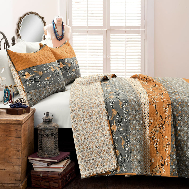 Royal Empire 3 Piece Quilt Set