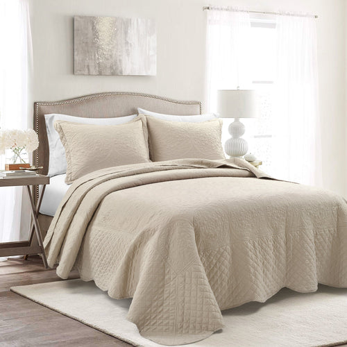 Medallion Scallop Oversized Bedspread Set