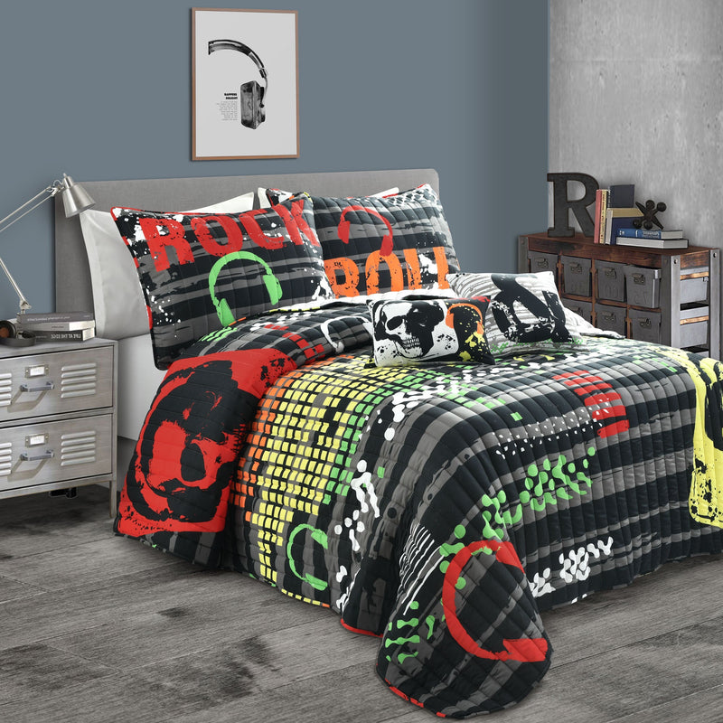 Rock N Roll Reversible Quilt Set