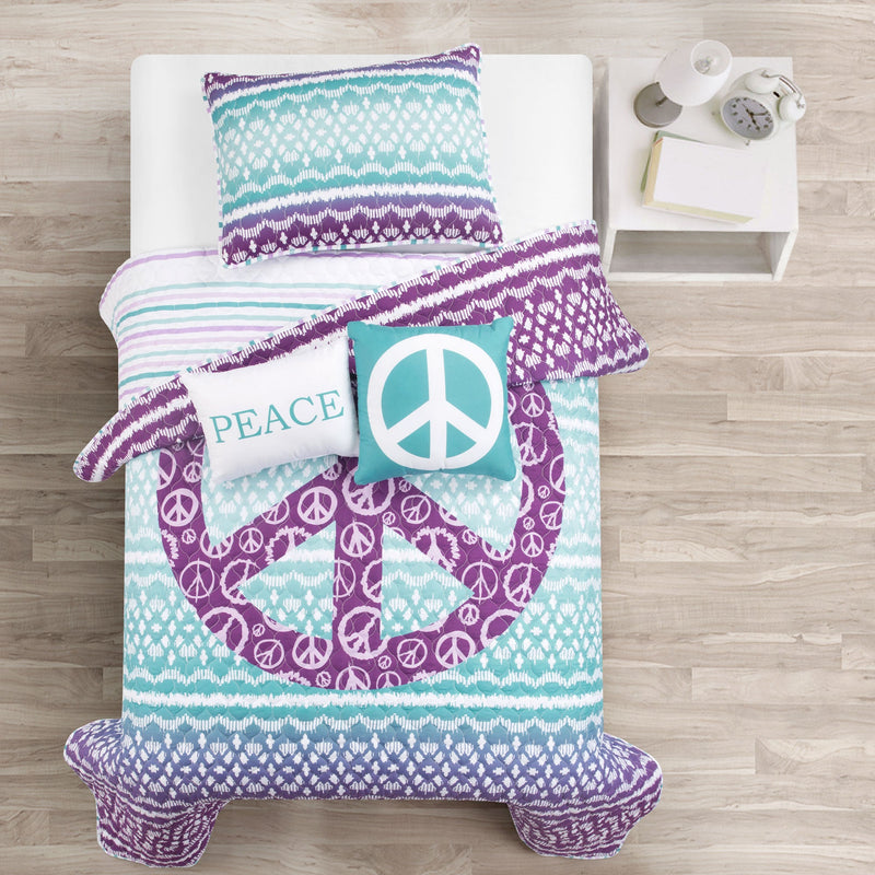 Peace Ombre Reversible Quilt Set