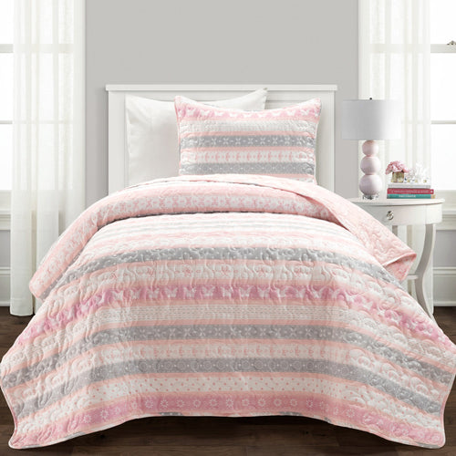 Sara Lily Reversible Quilt Set