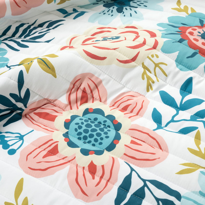 Cottagecore Ariana Flower Reversible Quilt 3 Piece Set