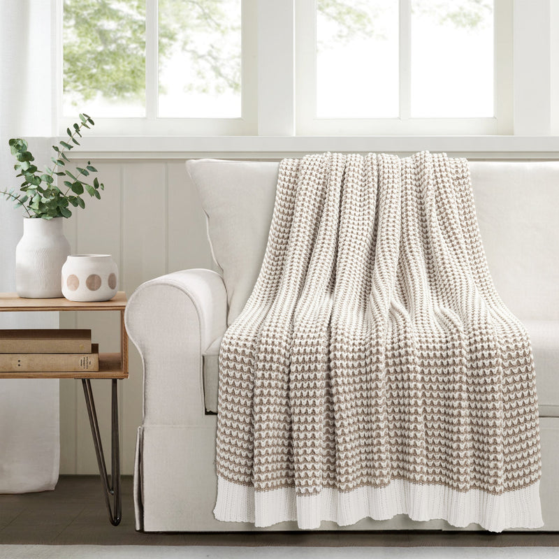 Chic And Soft Knitted Throw