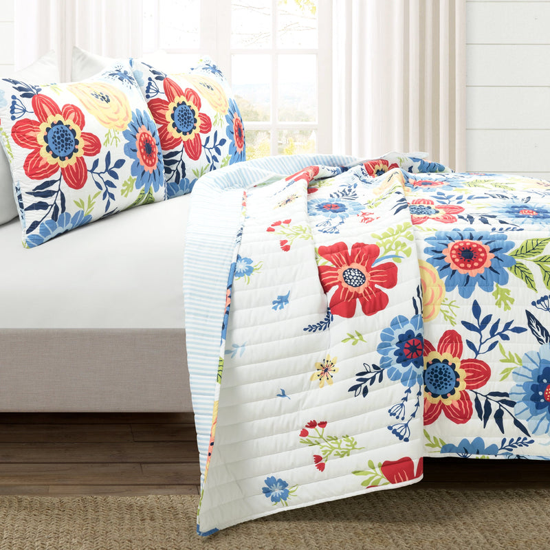 Cottagecore Ariana Flower Reversible Quilt 3 Piece Set