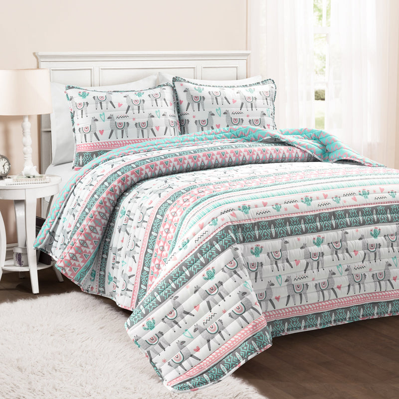 Boho Llama Reversible Quilt Set