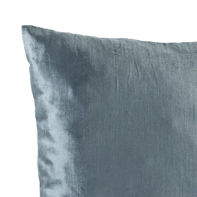 Gracie Gillmore Solid Decorative Pillow