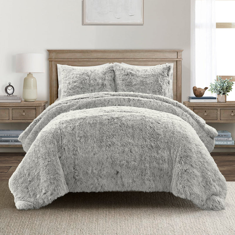 https://www.lovecup.com/cdn/shop/products/21T013761-EMMA-COZY-ULTRA-SOFT-TWO-TONE-FAUX-FUR-3-PC-GRAY-COMFORTER-FULL-QUEEN-194938058605_800x.jpg?v=1693099727