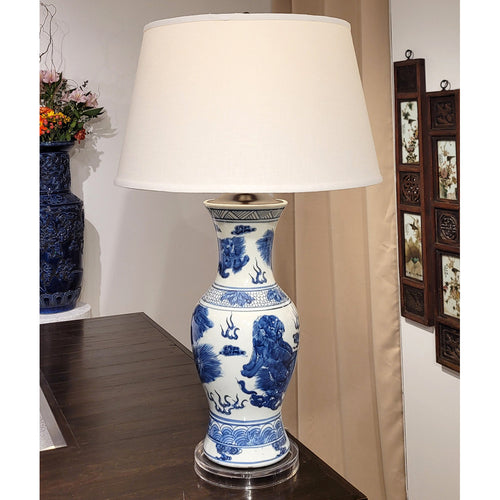 Lovecup Blue and White Fishtail Vase Table Lamp L895