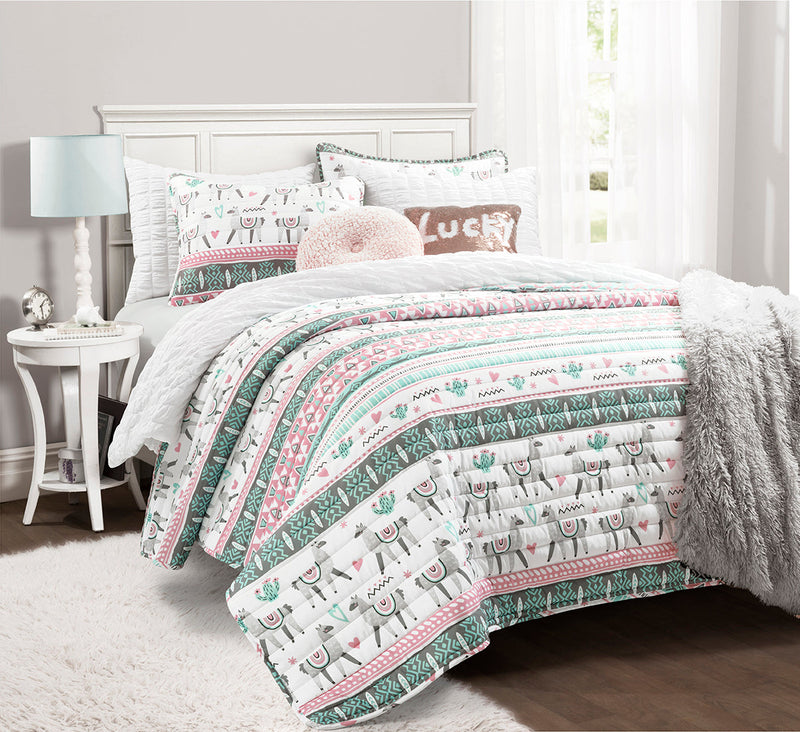 Boho Llama Reversible Quilt Set